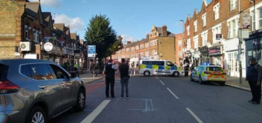 Police have asked for people to avoid the area (Image: Earlsfield Police)