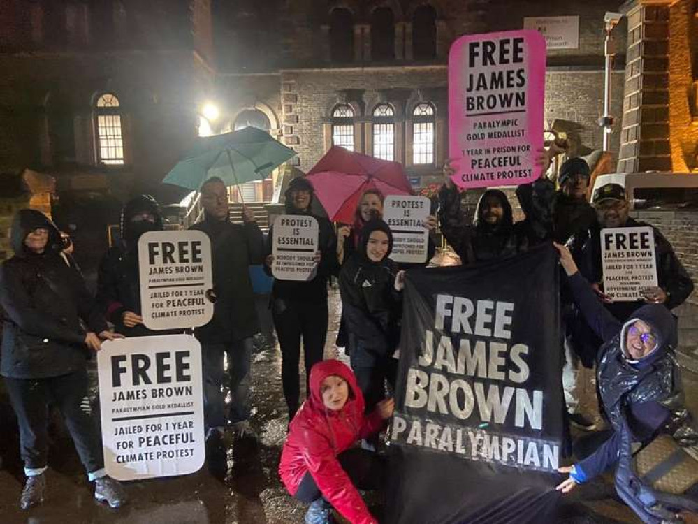 Protestors have been outside Wandsworth Prison on a daily basis (Image: XR Wandsworth)