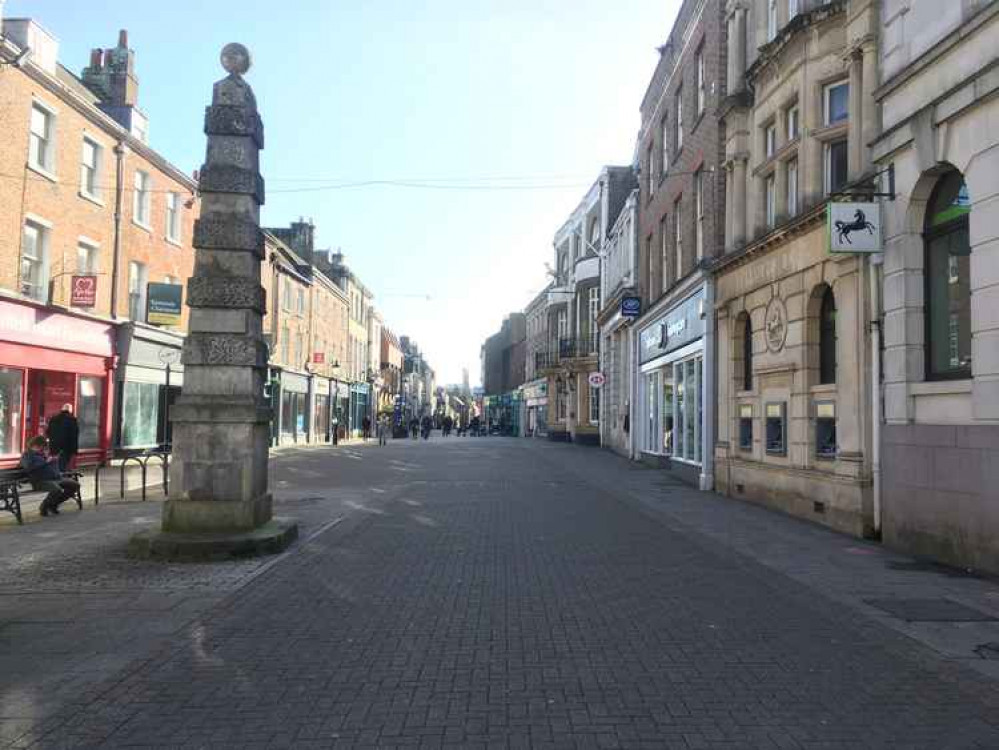 Calls for the town council to ask Dorchester BID to get accreditation rejected by councillors