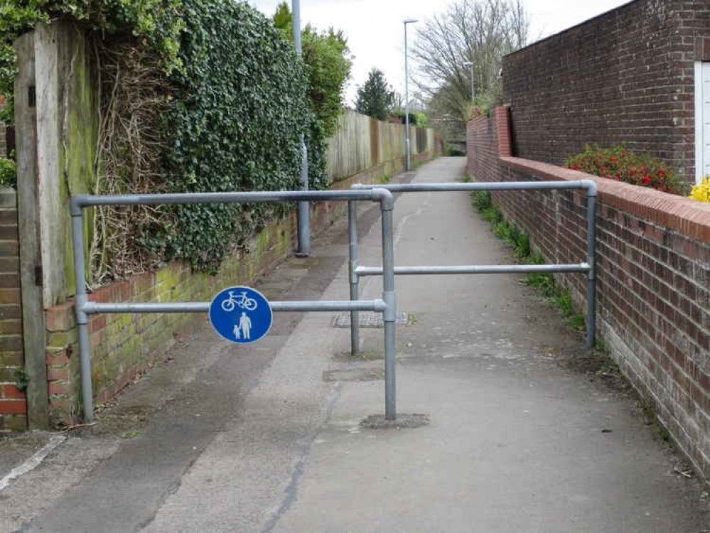 Herringston Road path for cyclists and pedestrians Herringston Road path for cyclists and pedestrians