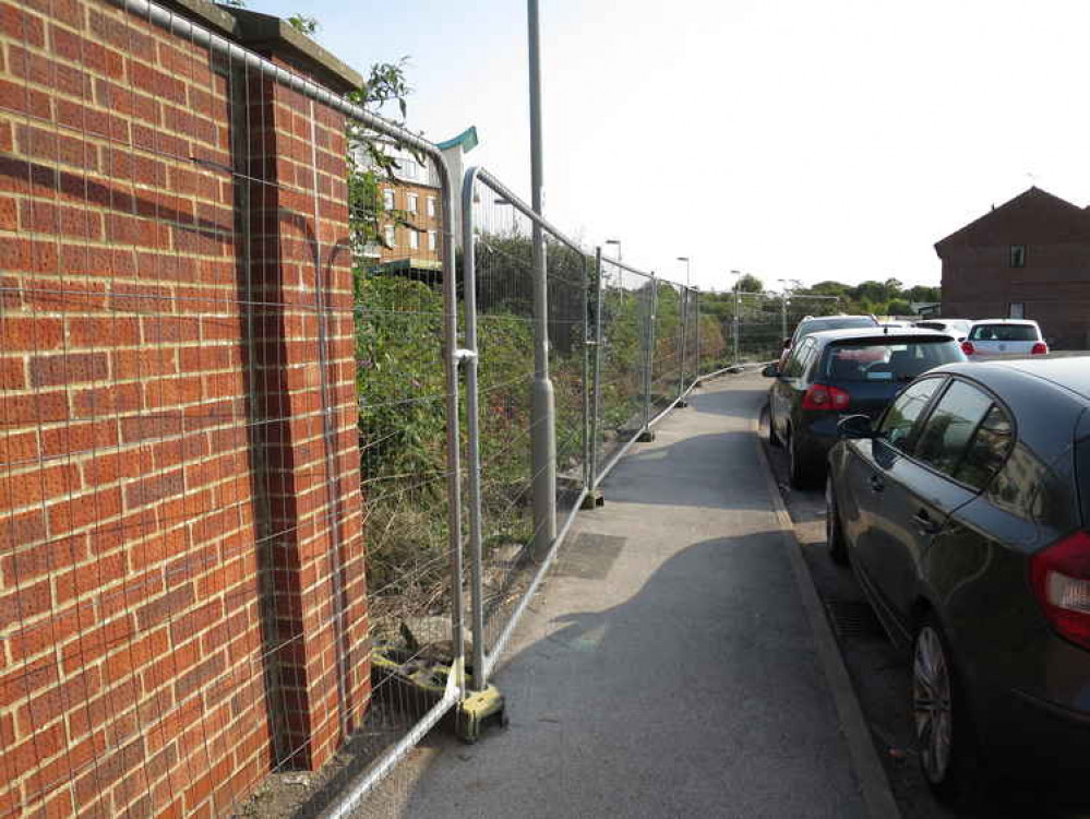 The fence at Dorchester South station which will now be replaced with a panel fence The fence at Dorchester South station which will now be replaced with a panel fence