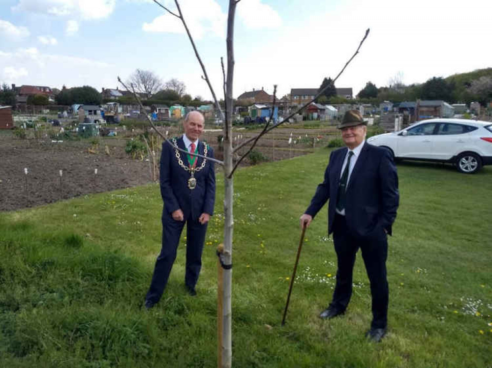 Mayor Richard Biggs and Ken Lambert Picture: Steve Newman