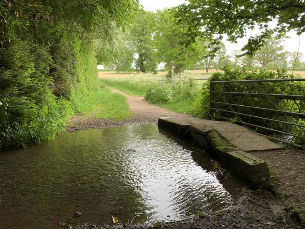 Turn right just after this second small bridge