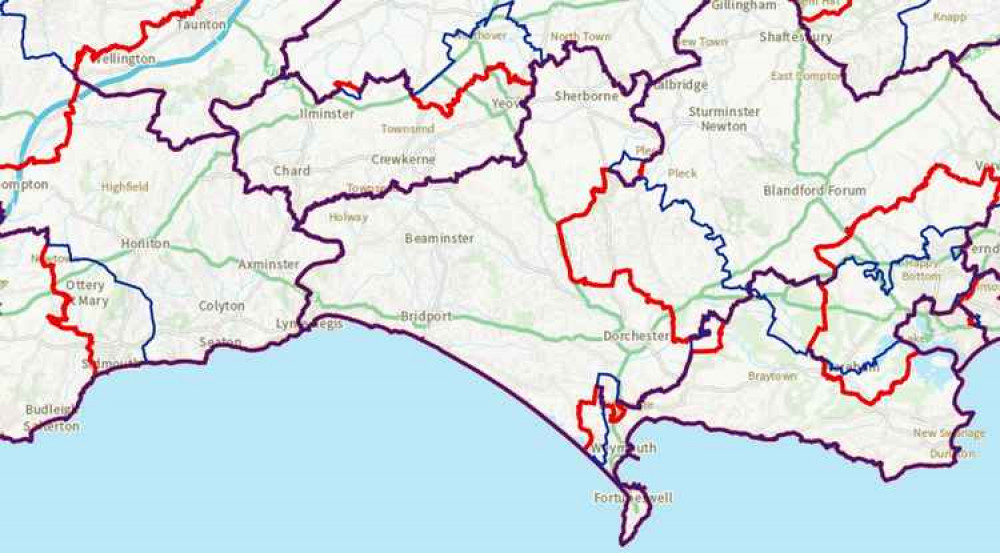 The constituent boundary proposals in red and the current boundary in blue