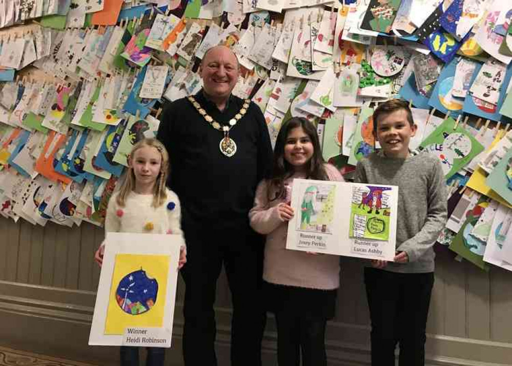 Frome Mayor, Mark Dorrington, with Christmas card competition winners