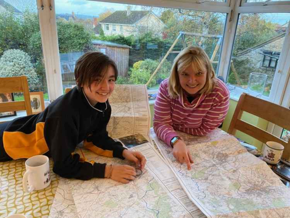 Emma Aitken and her daughter Annabel (Photo: JustGiving)