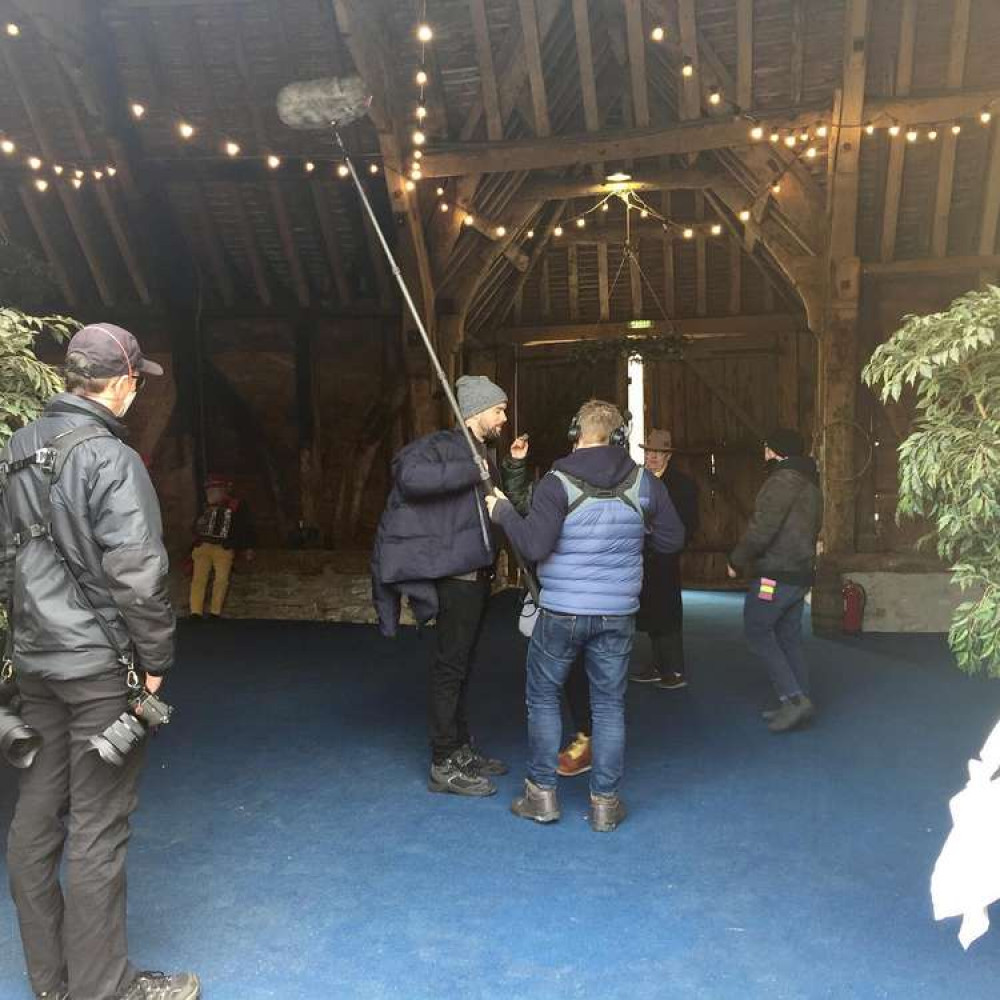 Filming of the Wessex Morris Men in Netflix's Jack Whitehall: Travels with My Father Image: Stockbridge Barn Farm