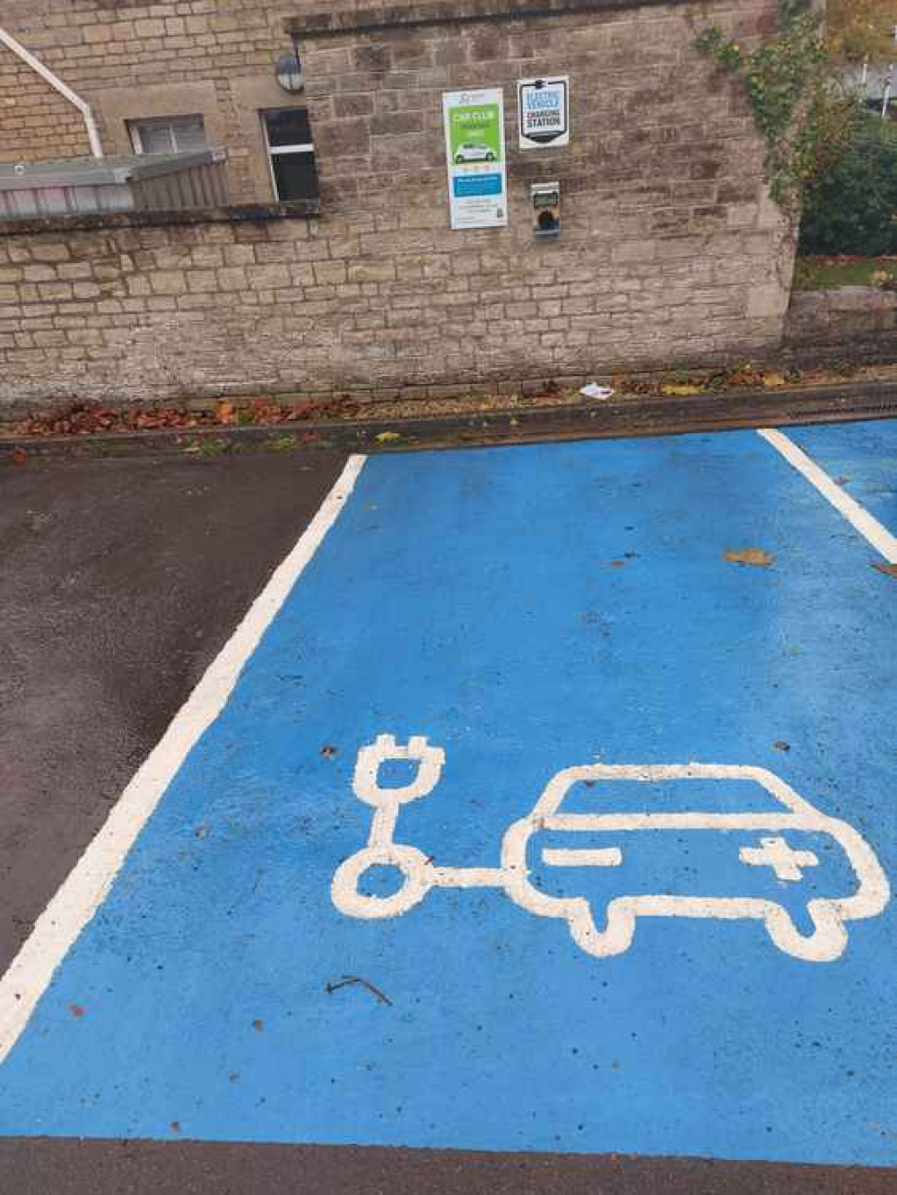 The electric car charging point behind Frome Town Hall