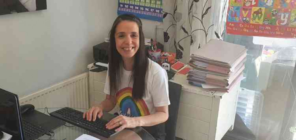 Thatcher + Hallam's Rebecca Robinson busy at her new office in her dining room Thatcher + Hallam's Rebecca Robinson busy at her new office in her dining room