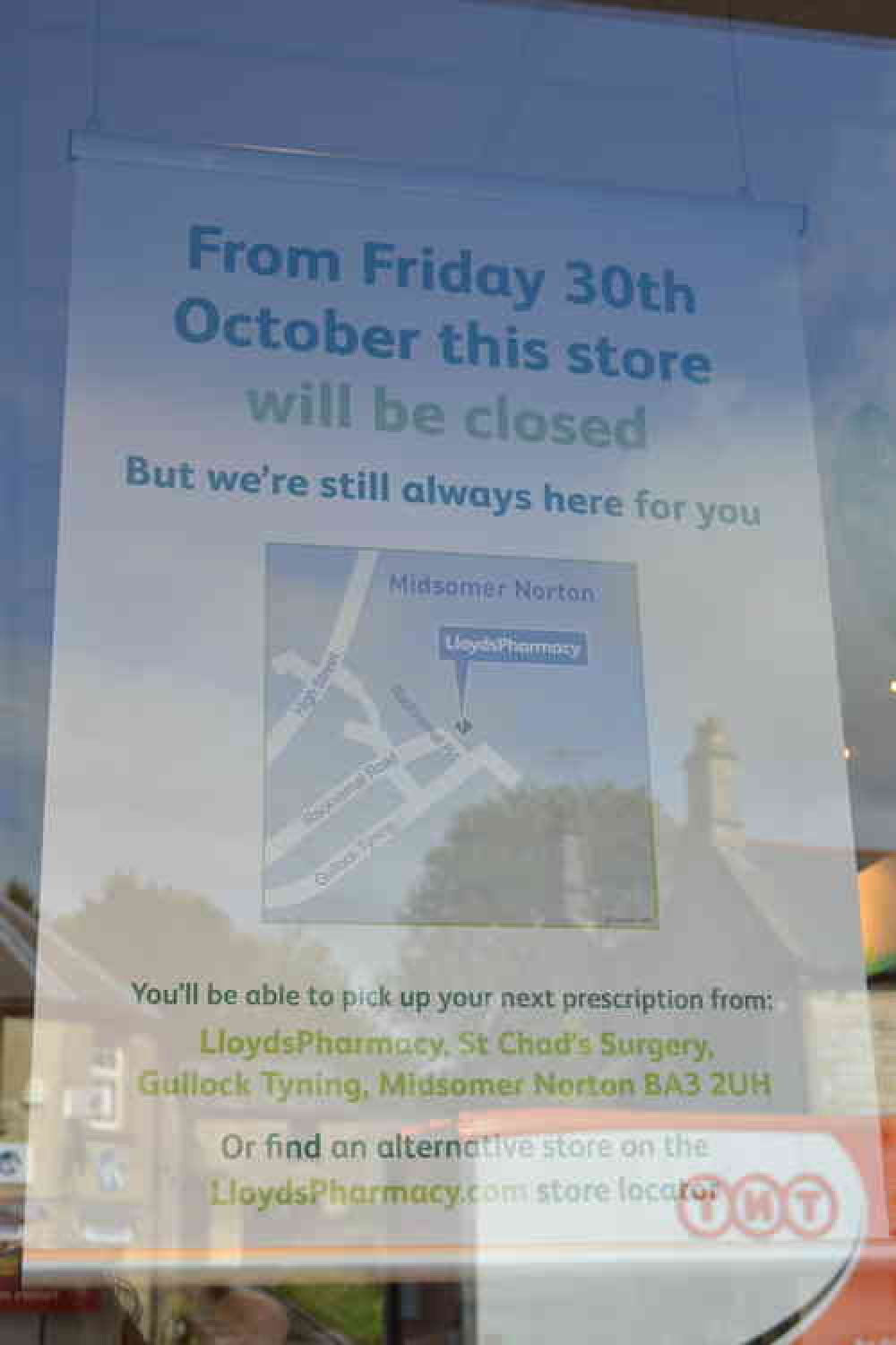 Llloyds Pharmacy on the High Street is closing