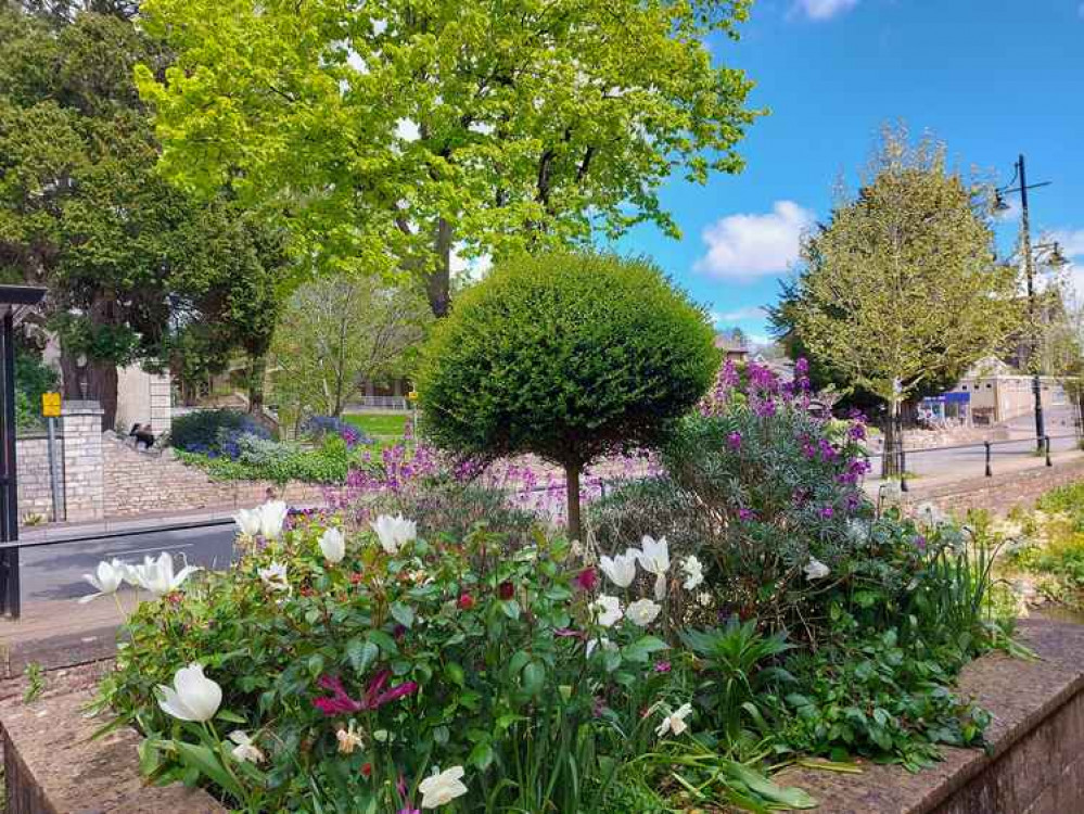 Midsomer Norton High Street looking particularly lovely May 19 Midsomer Norton High Street looking particularly lovely May 19