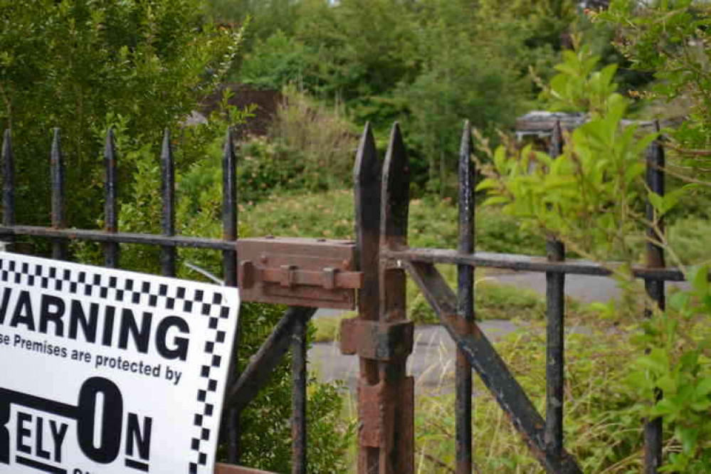 It doesn't look like many children come in and out of these gates