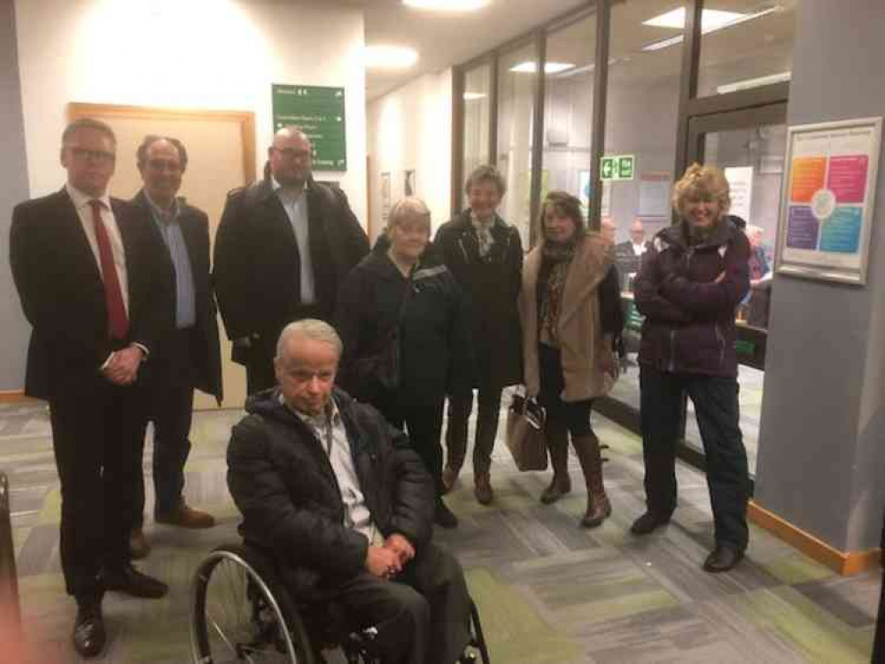 Residents and councillors who attended tonight's meeting Residents and councillors who attended tonight's meeting
