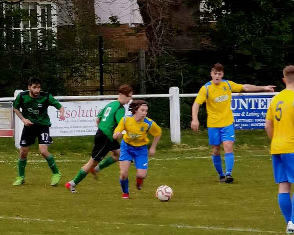 Heswall FC Reserves vs. Ellesmere Port Town Reserves Heswall FC Reserves vs. Ellesmere Port Town Reserves