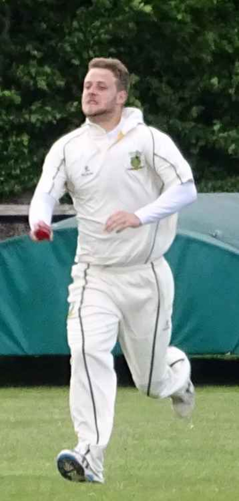 Dan Norris bowling a '5for' Dan Norris bowling a '5for'