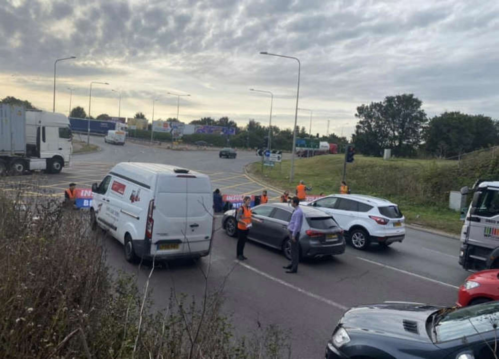 Motorists talking to the campaigners.