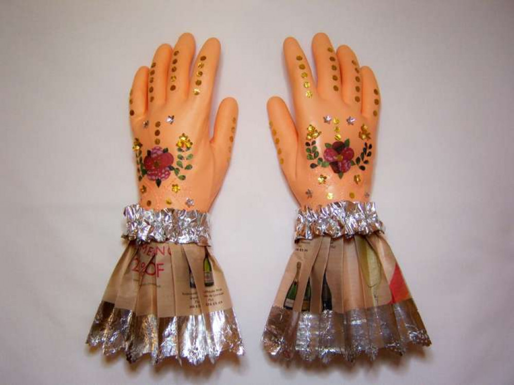 You need hands - Hannah Bottomley's entry. You need hands - Hannah Bottomley's entry.