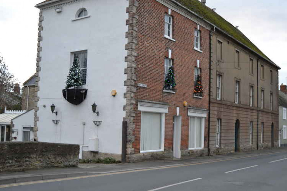 Bridport businesses are encouraged to take up the offer of a free Christmas tree