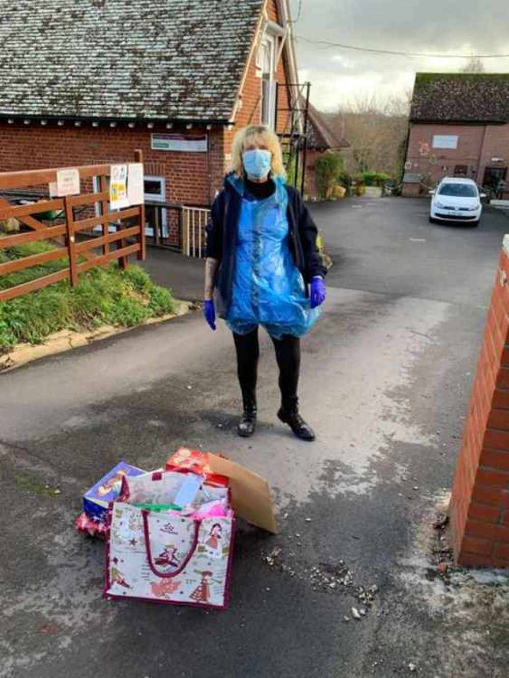 Delivering goodies to Coneygar Lodge