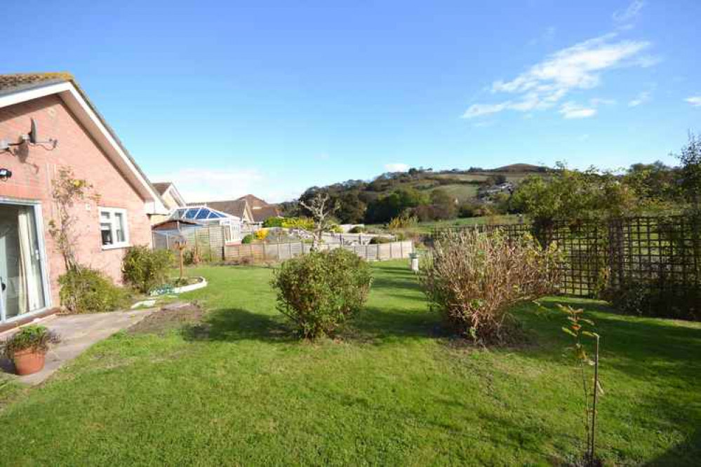 Two-bed, detached bungalow in Folly Mill Gardens