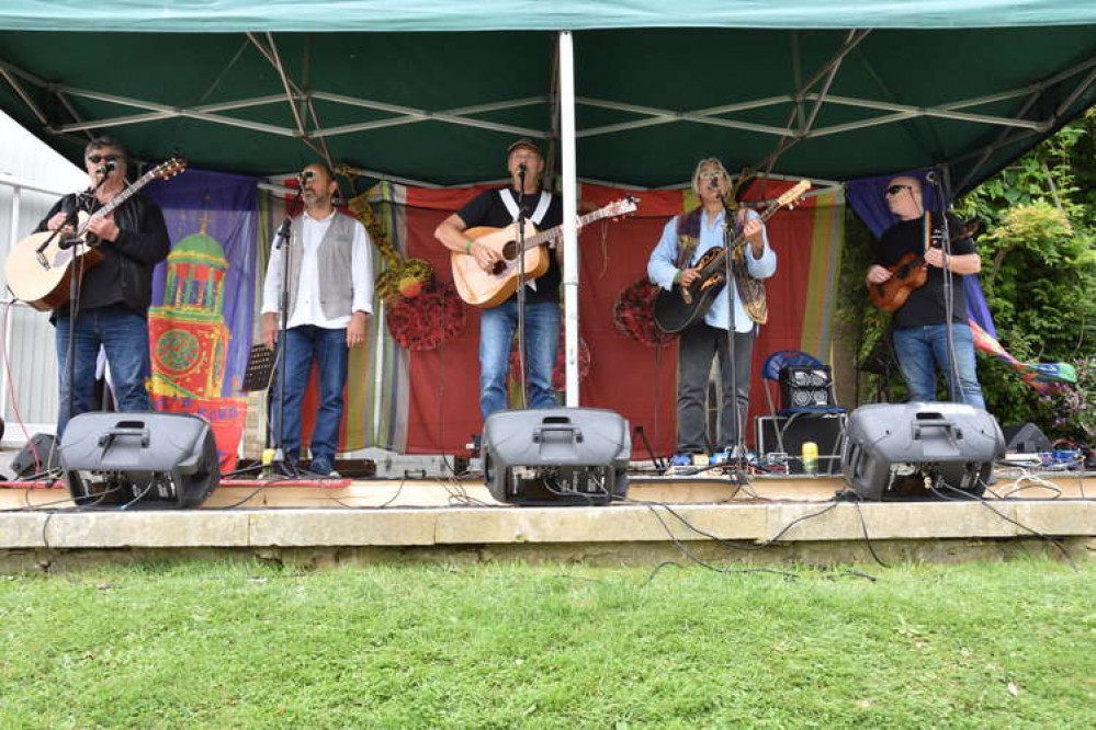 Bridport Folk Festival Picture: Tim Russ