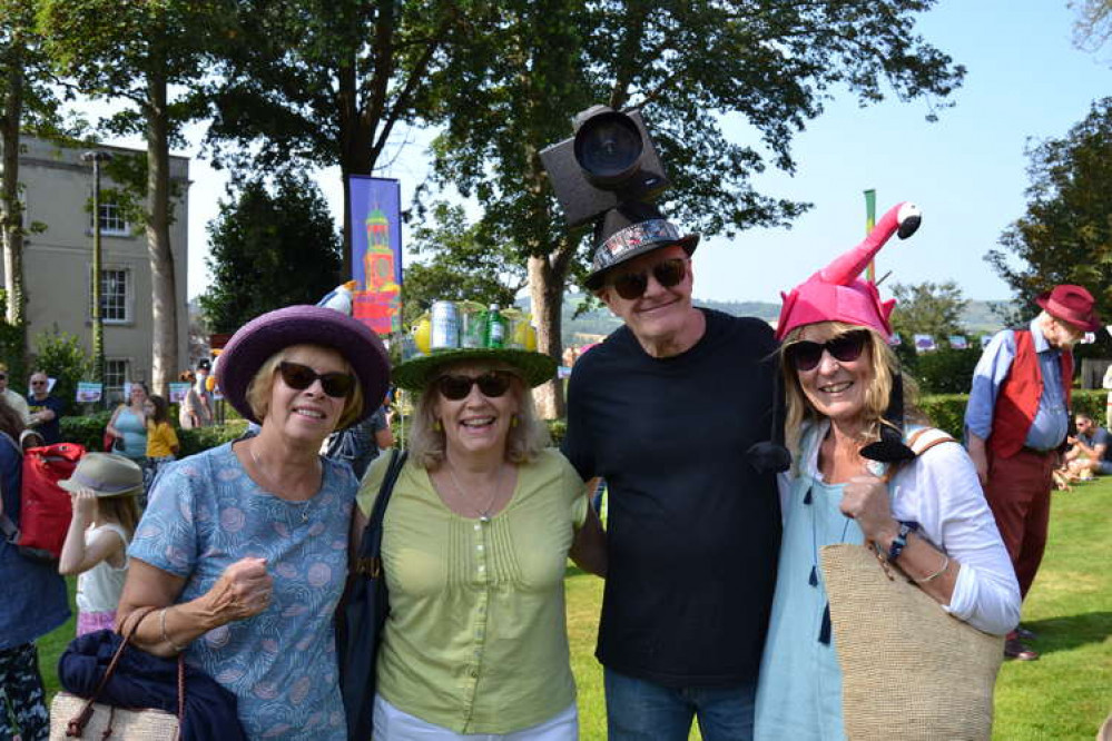 Vicky Payne, Roe Nelson, Steve Dixon and Erica Page