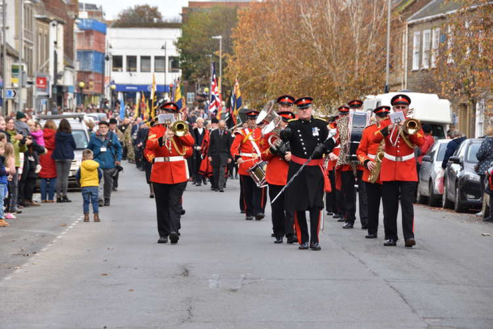 Bridport Remembrance Sunday parade and service 2021 (Image: Tim Russ)