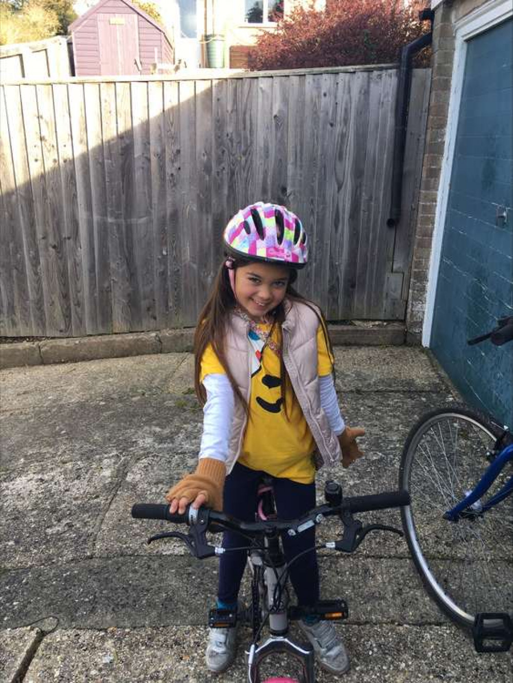 Sivatia Goligher of First Bridport Brownies raises money for Children in Need and Girlguiding