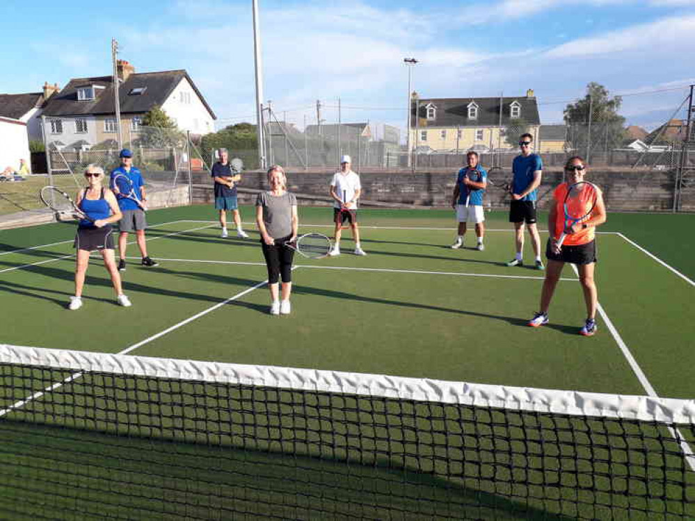 Seaton Tennis Club players social distancing