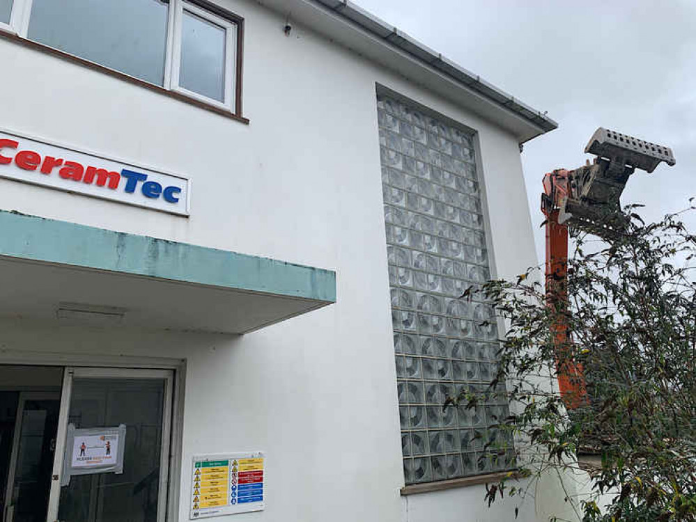 Colyton Parish Council has salvaged salvage 90 unique panes of glass from the former CeramTec offices - what do you think they should be used for? Colyton Parish Council has salvaged salvage 90 unique panes of glass from the former CeramTec offices - what do you think they should be used for?