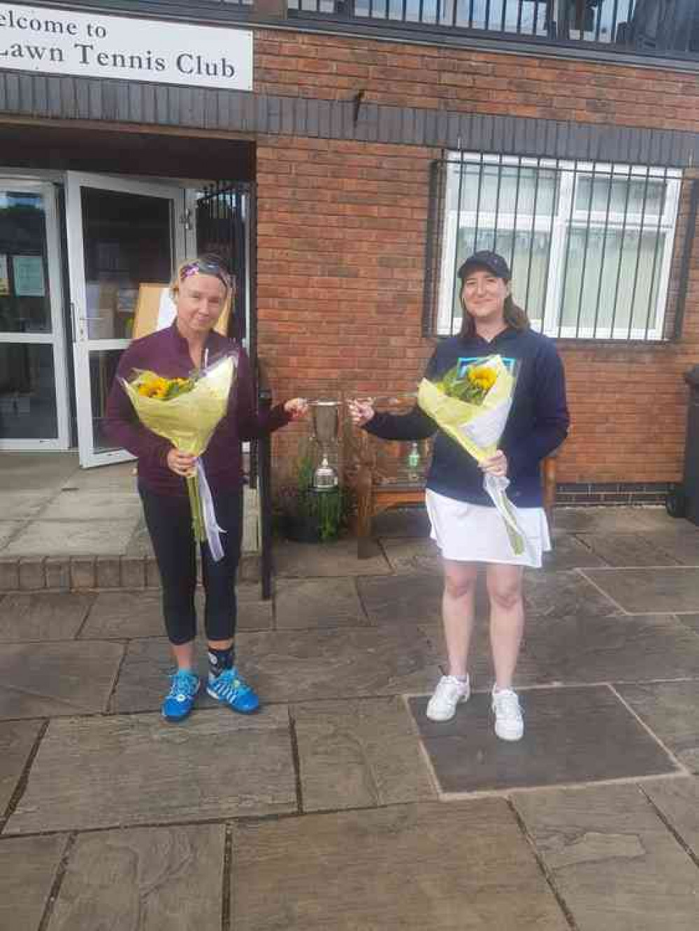 Ladies Winners - Kerry Hall and Louise Fenn Ladies Winners - Kerry Hall and Louise Fenn