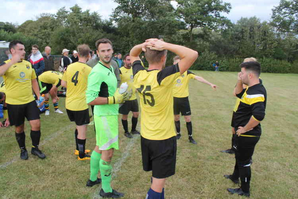 Rovers' manager Rob Larcombe delivers his half-time team talk