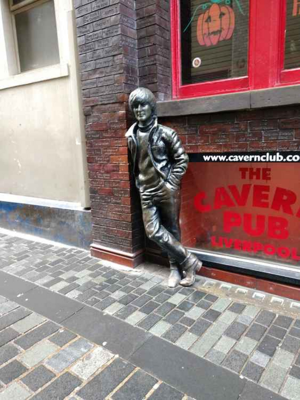 John Lennon statue in Liverpool John Lennon statue in Liverpool