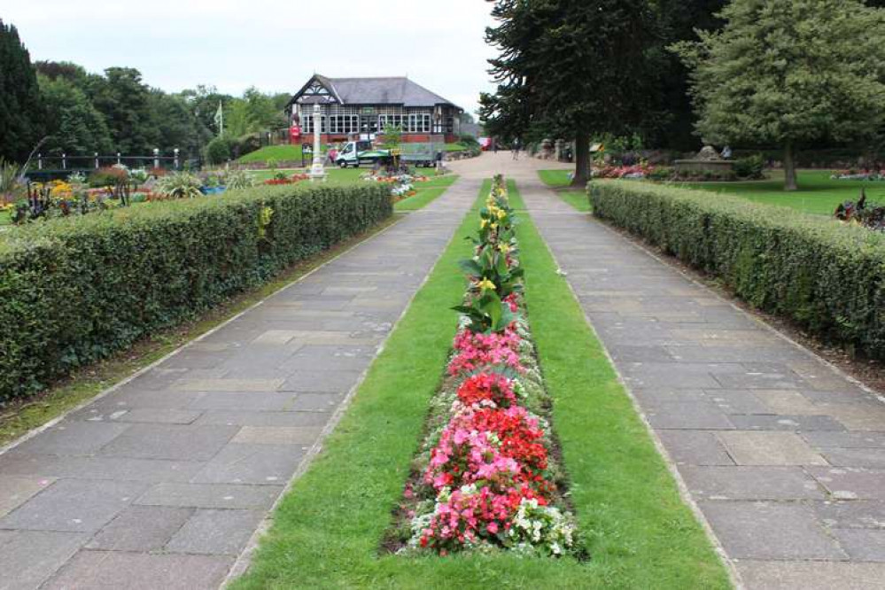 Congleton: Do you think our local government is efficient? Have your say about the Town Councillors who organise goings on at Congleton Park.