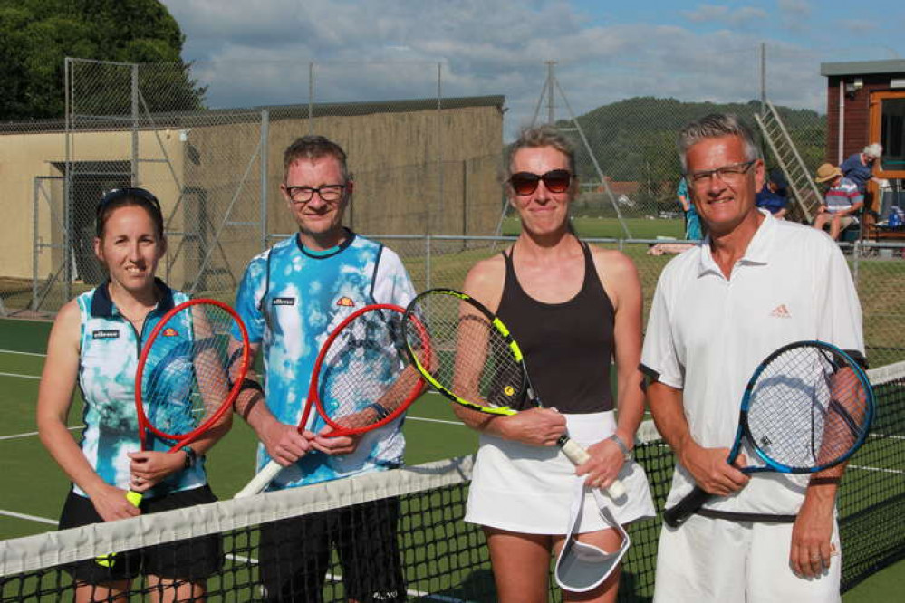 Mixed finalists from l. to r. Jen, Chris, Jo and Barry Mixed finalists from l. to r. Jen, Chris, Jo and Barry