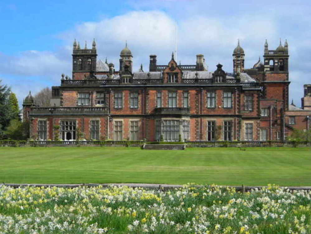 The location for the upcoming charity family film event is found on Congleton Rd, Siddington. (Image CC - Mark Percy / Springtime at Capesthorne Hall / CC BY-SA 2.0 bit.ly/3vqoOEP Unchanged)