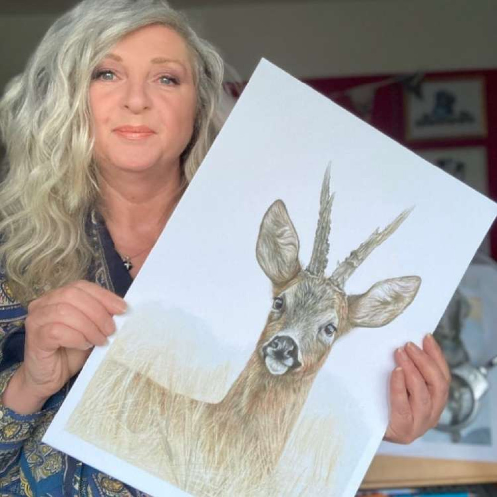 Karen will also sketch wildlife like roebucks (pictured), robins, buzzards and ducks that she sees in Macc. (Image - @farrow.karen.petportraits)