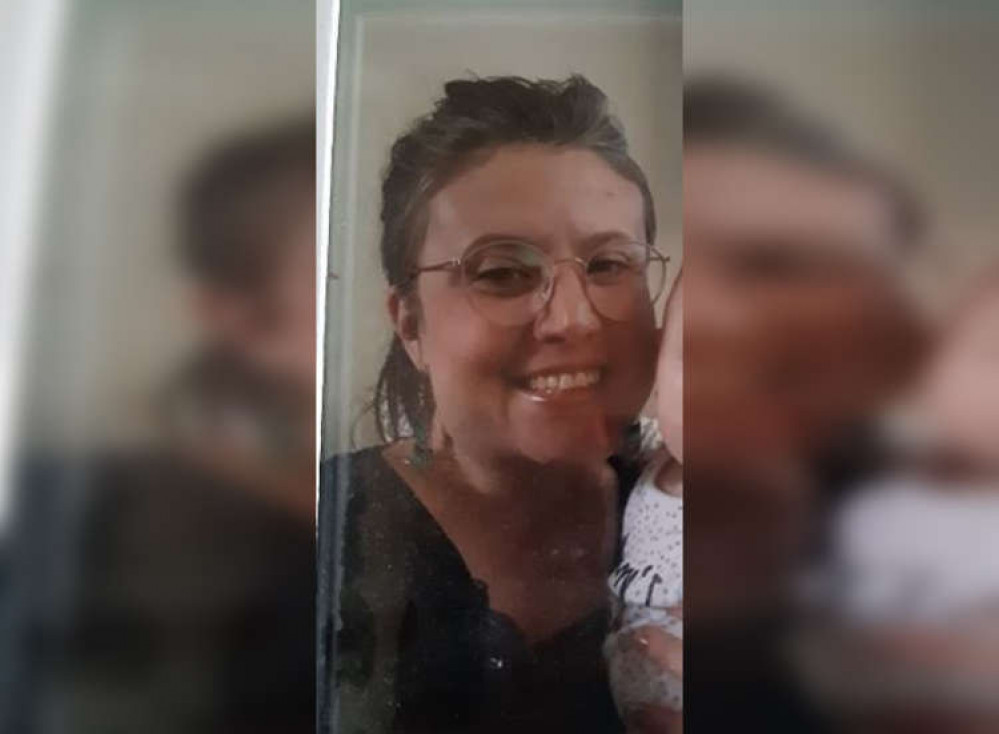 Macclesfield: Have you seen this woman about town? Macclesfield: Have you seen this woman about town?