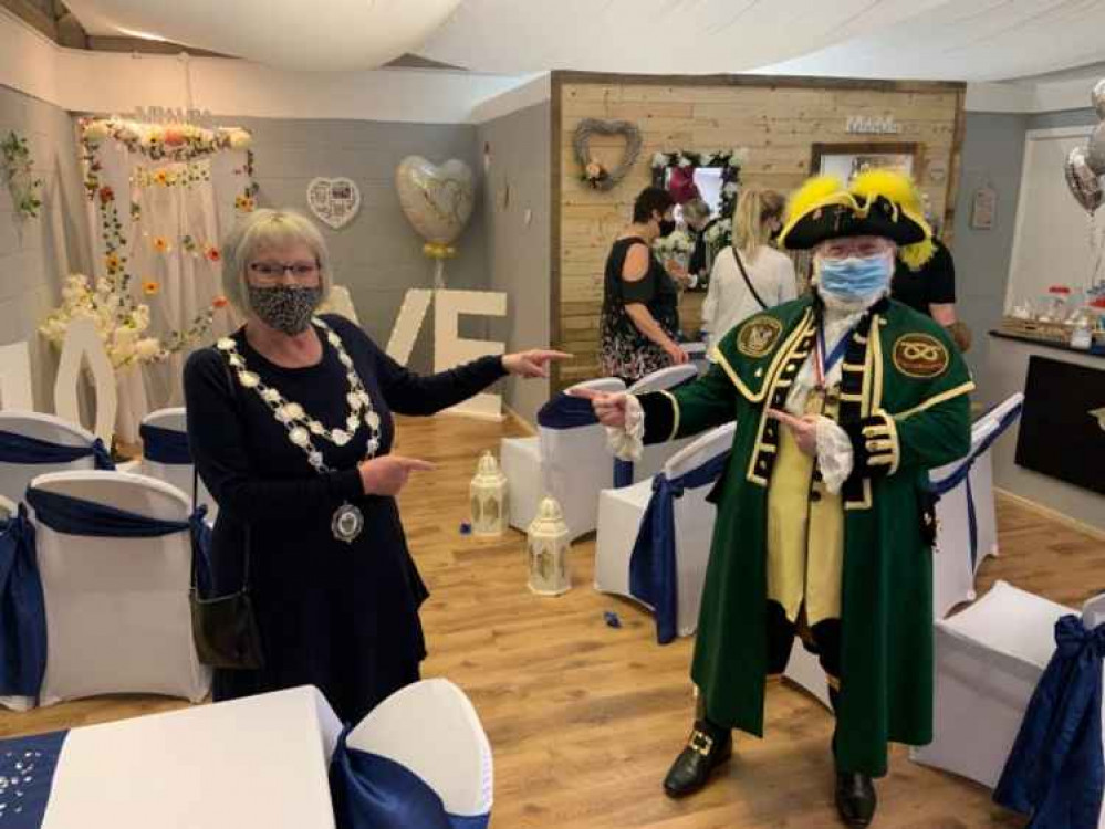 Mayor Cllr Lyn Swindlehurst and Town Crier, Bill Lomas. Image credit: Leek Town Council