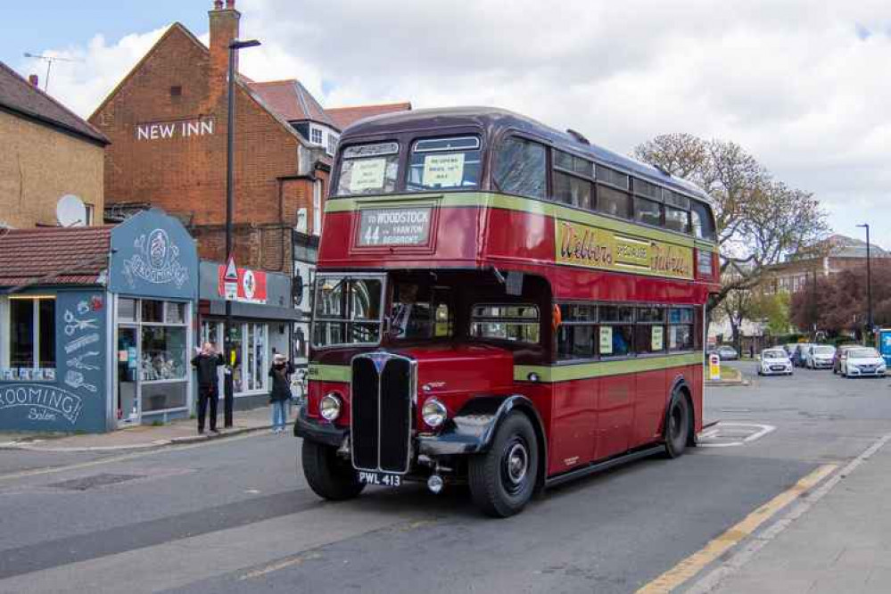 The 44 outside the New Inn pub in South Ealing. Image Credit: Nigel Williamson