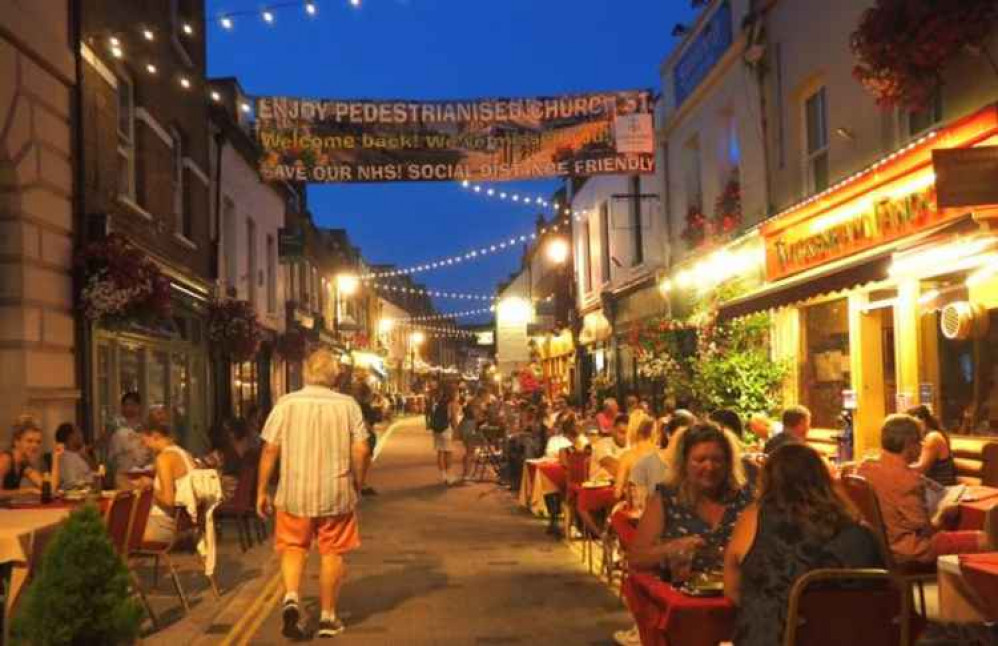 Outdoor diners enjoying a meal last summer (picture: Ruth Wadey)