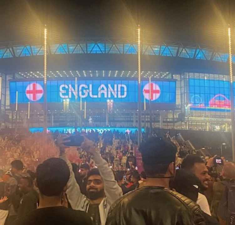 Post-match celebrations (Credit: Stuart Higgins)