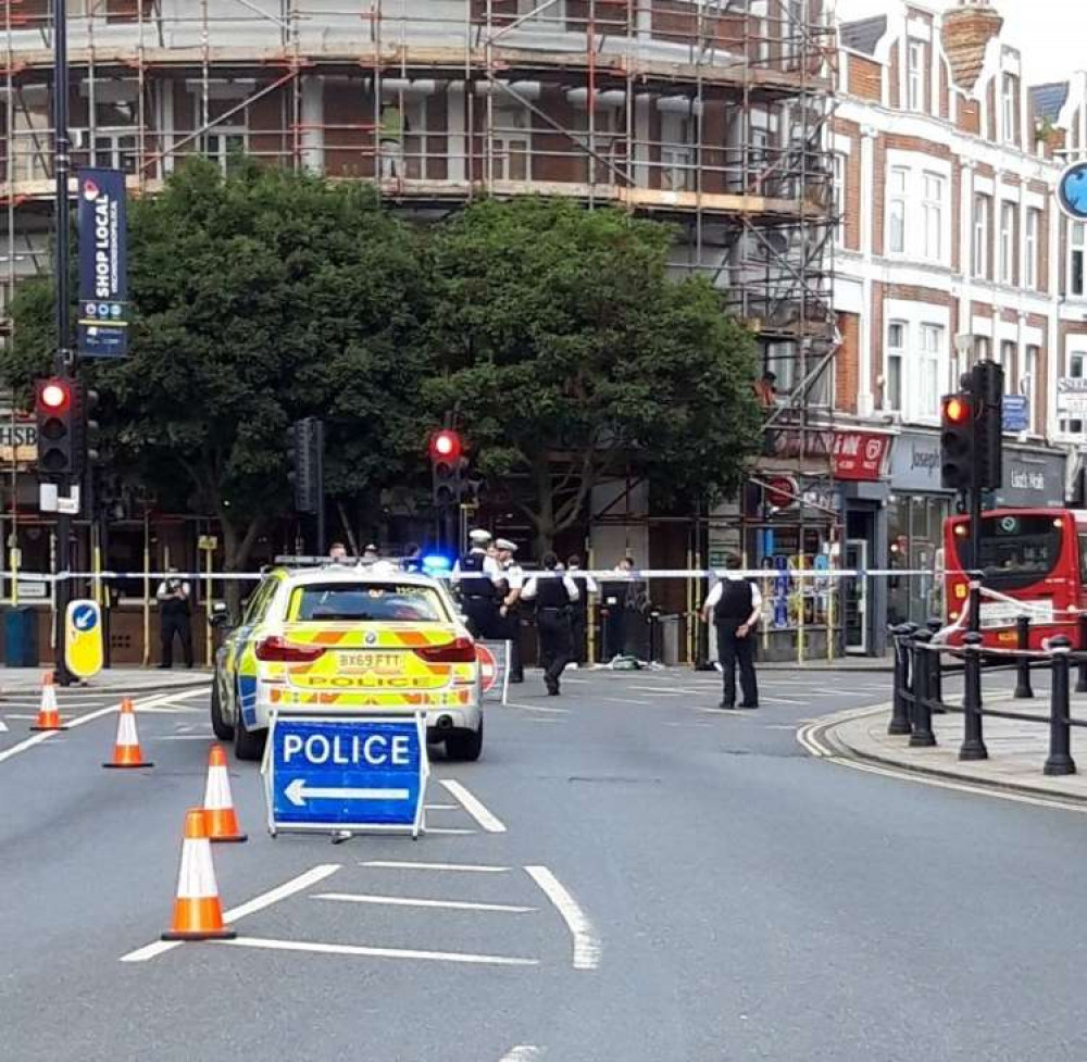 Twickenham's York Street A305 is now closed to traffic