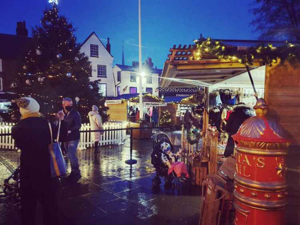 Hitchin daily briefing Saturday December 5. Hitchin Christmas Market. CREDIT: @HitchinNubNews Instagram