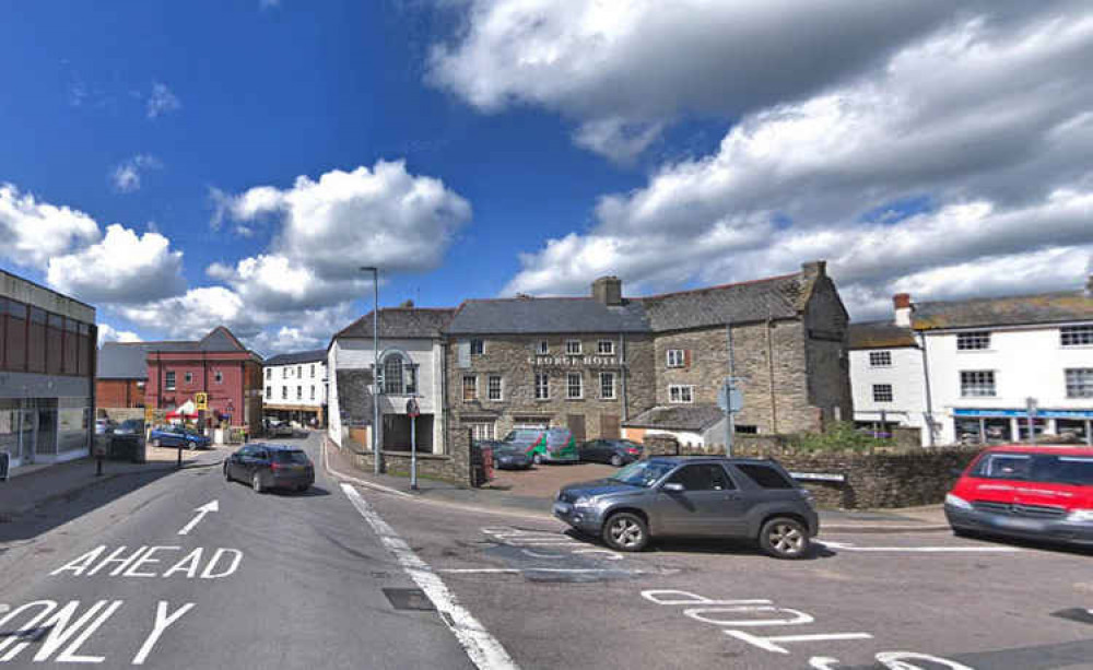 The volume and speed of town centre traffic was one of the main concerns raised, with several suggesting more pedestrianised or green areas