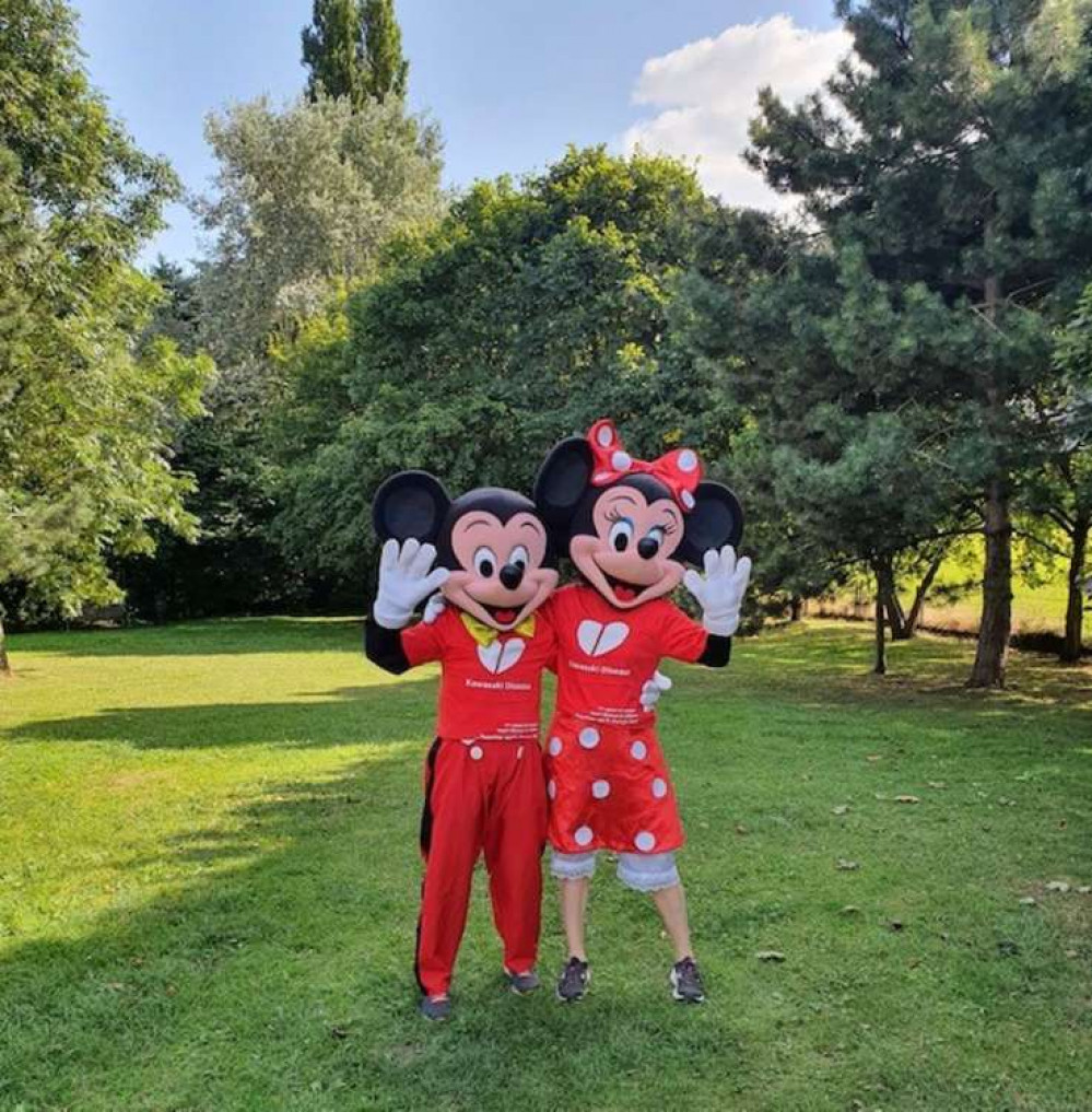 Hitchin: Mickey and Minnie Mouse race for Kawasaki Disease awareness in our town centre - find out more!