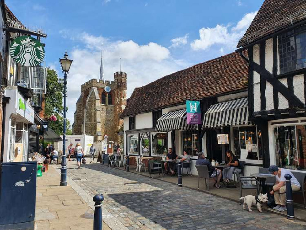 Hitchin: Don't miss out - join more than 3,300 people from our area who receive our free Friday lunchtime newsletter. CREDIT: @HitchinNubNews