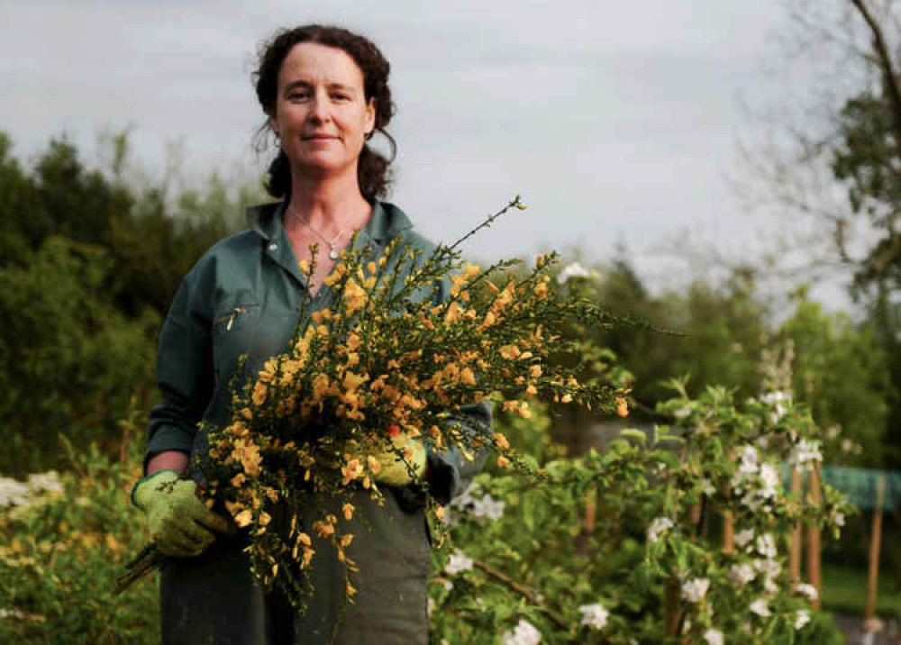 Zanna Hoskins of Spindle Flowers (photo credit @wildwoodmoth) Zanna Hoskins of Spindle Flowers (photo credit @wildwoodmoth)