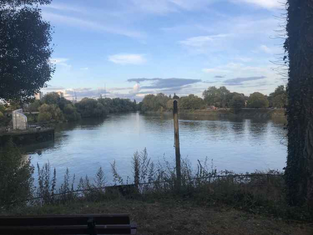 A view of the Thames from Brentford Dock