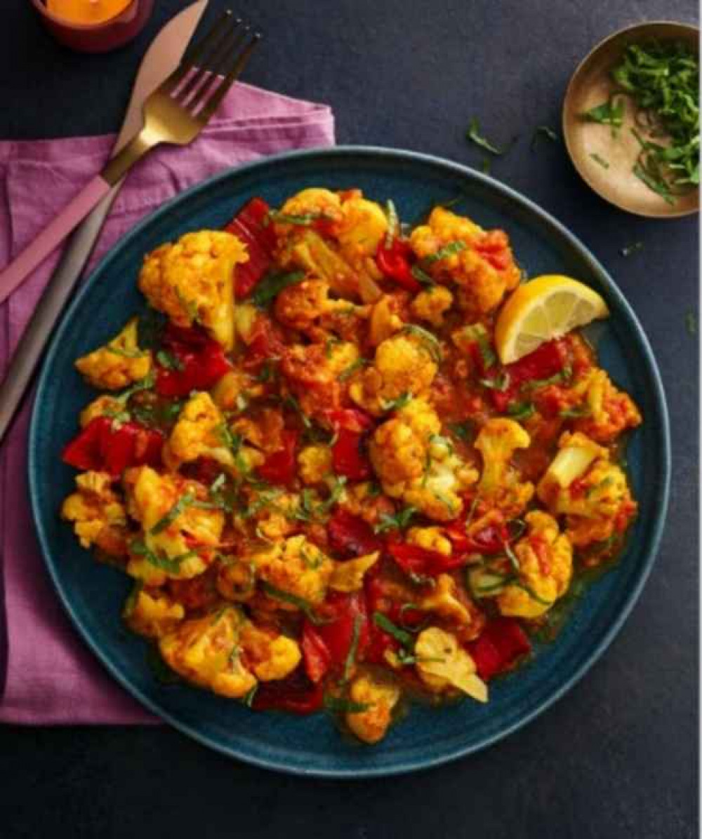 Cauliflower Curry. Image Credit: Slimming World/Becci Hutchings